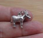 zilveren vintage bedel ezel [566], Sieraden, Tassen en Uiterlijk, Bedels, Overige merken, Verzenden, Zo goed als nieuw, 1 bedel