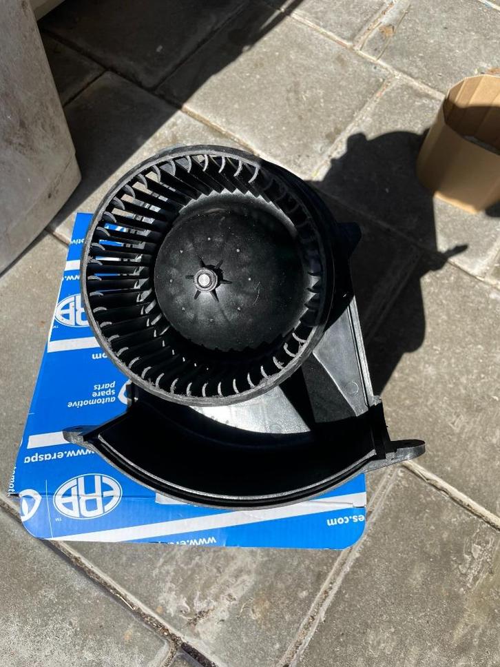 Nieuwe kachel ventilator Renault Kangoo II Master III, Auto diversen, Auto-accessoires, Nieuw, Ophalen of Verzenden