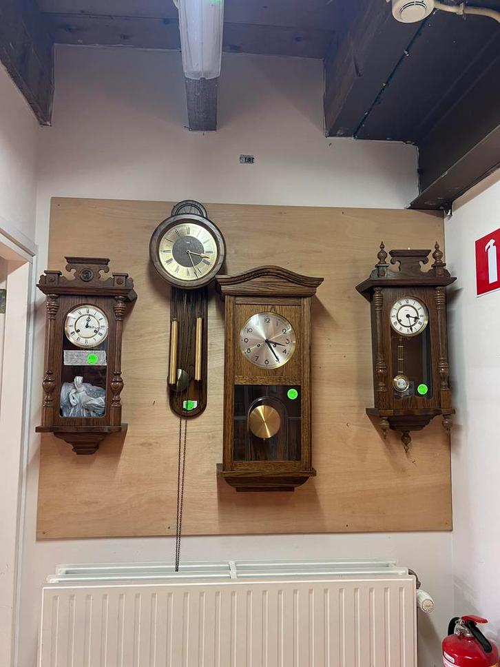 Vier oude klokken, Antiek en Kunst, Antiek | Klokken, Ophalen