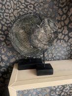 Zwart met goud hout op voet echte eyecatcher, Ophalen of Verzenden