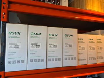 Partij eSun Resin PLA kleine en grote flessen beschikbaar voor biedingen