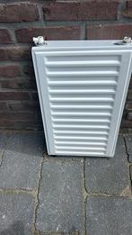 Radiator met Thermosstaatkraan, Ophalen, 30 tot 80 cm, Gebruikt, Radiator