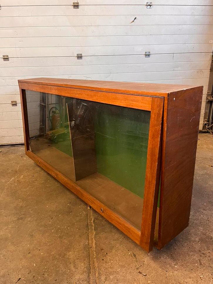 Grote vintage teakhouten wandvitrine / prijzenkast 200 x 90, Huis en Inrichting, Kasten | Vitrinekasten, Gebruikt, Minder dan 100 cm