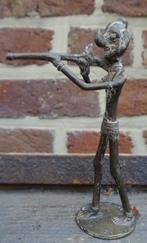 Benin brons : krijger met musket, Antiek en Kunst, Ophalen of Verzenden