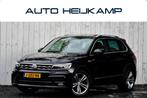 Volkswagen Tiguan 1.5 TSI ACT Highline Business R | Pano-dak, 4 cilinders, 150 pk, Alcantara, Zwart