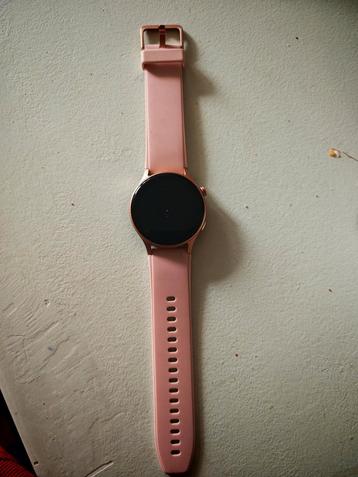 Roze Smartwatch - zonder oplader beschikbaar voor biedingen