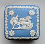 Vintage: Wedgwood Blauwe Jasperware Snuisterijendoos, Antiek en Kunst, Ophalen of Verzenden