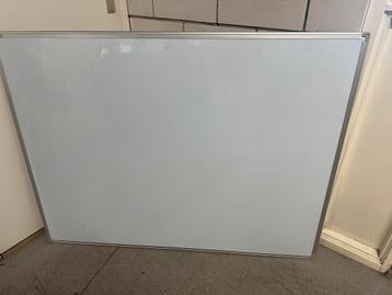 Magnetisch Whiteboard beschikbaar voor biedingen