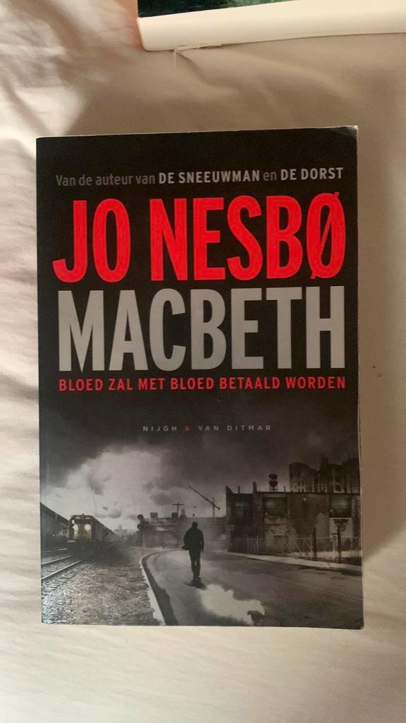 Jo Nesbo - Macbeth, Boeken, Thrillers, Zo goed als nieuw, Nederland, Ophalen of Verzenden