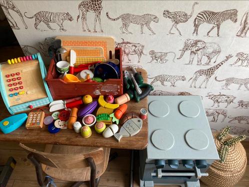 Speelkeukentje speelgoedkeuken met toebehoren. Exl rietmand, Kinderen en Baby's, Speelgoed | Speelkeukens, Gebruikt, Hout, Ophalen of Verzenden