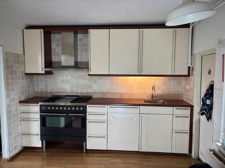 Gebruikte keuken - Incl aantal apparaten, Huis en Inrichting, Keuken | Complete keukens, Gebruikt, Hoekkeuken, Wit, Composiet