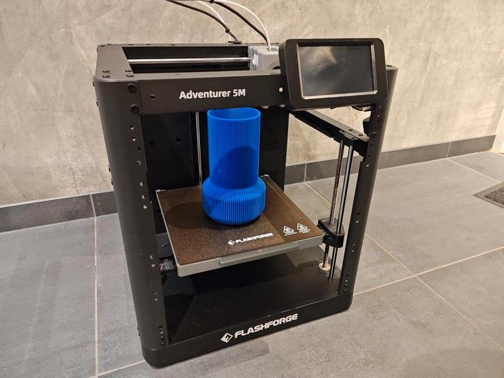 Flashforge Adventurer 5M 3d printer . erg betrouwbaar!, Computers en Software, 3D Printers, Gebruikt, Ophalen of Verzenden