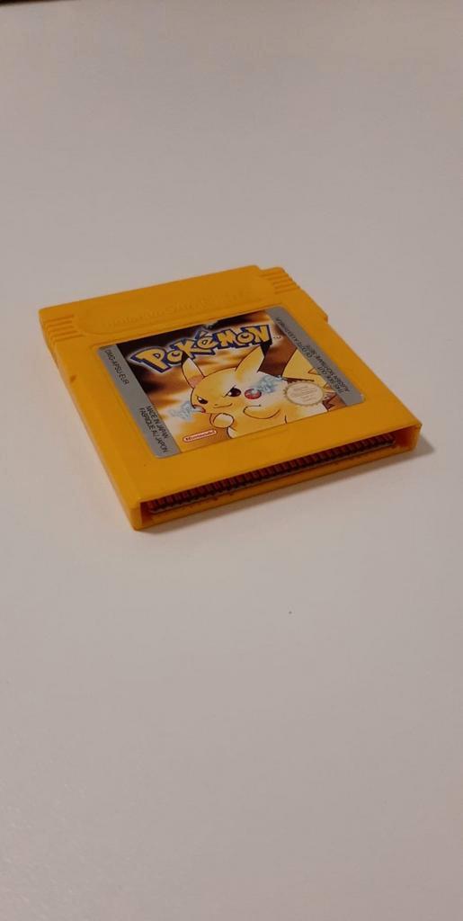 Pokemon Yellow (Geel) - Oldskool Version, Spelcomputers en Games, Games | Nintendo Game Boy, Zo goed als nieuw, Role Playing Game (Rpg)