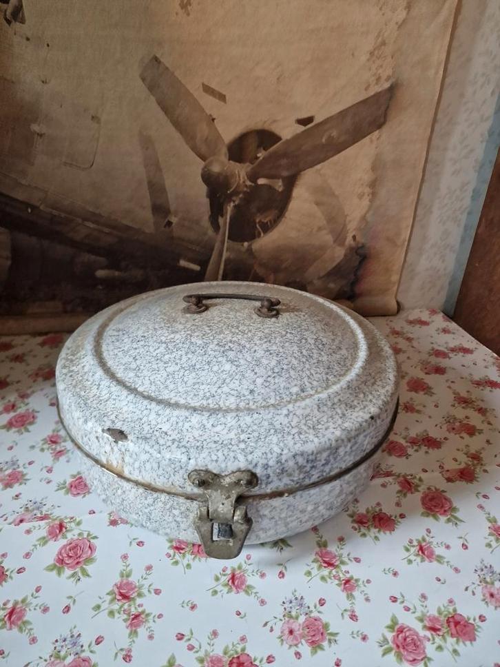 Grijs gewolkte emaille taart trommel, Antiek en Kunst, Antiek | Emaille, Ophalen of Verzenden