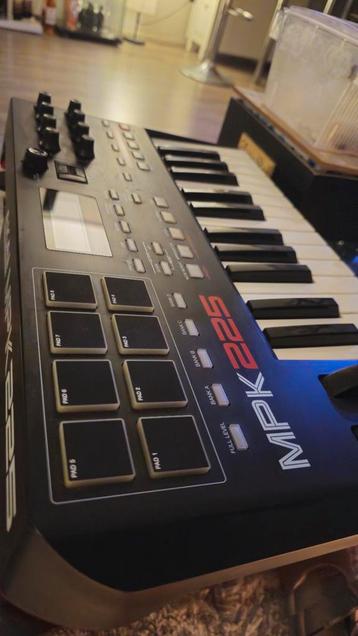 Akai mpk225  beschikbaar voor biedingen