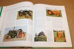 Encyclopedie van Tractoren — John Carroll — Groot Formaat, Boeken, Ophalen of Verzenden, Gelezen, Tractor en Landbouw