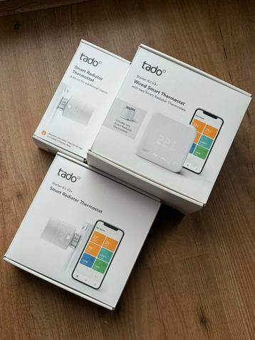 Tado Slimme Thermostaat + internet bridge + 4x radiatorknop beschikbaar voor biedingen