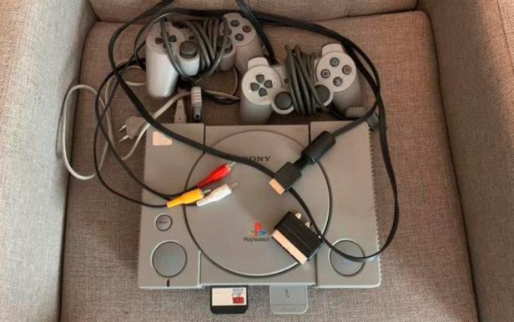 PlayStation 1 incl. games, Spelcomputers en Games, Games | Sony PlayStation 1, Zo goed als nieuw, 2 spelers, Vanaf 3 jaar, Ophalen of Verzenden