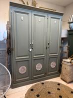 3 deurs linnenkast kledingkast meidenkast biedermeier taupe, Huis en Inrichting, Kasten | Kledingkasten, Ophalen, 150 tot 200 cm