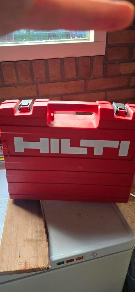 Hilti TE 1 Boorhamer met accessoires, Doe-het-zelf en Verbouw, Gereedschap | Boormachines, Gebruikt, Boor- en/of Breekhamer, 400 tot 600 watt