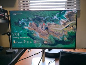 Dell P2722HE 65w monitor beschikbaar voor biedingen