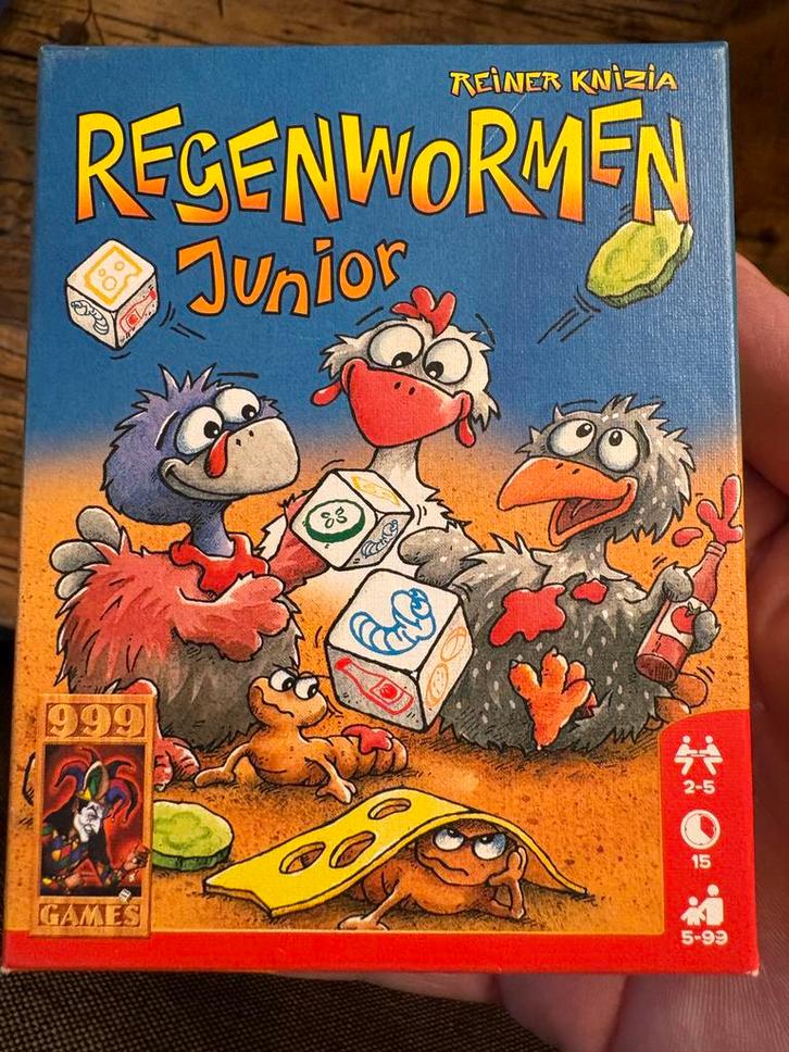Regenwormen Junior - Leuk dobbelspel voor kinderen!, Hobby en Vrije tijd, Gezelschapsspellen | Bordspellen, Nieuw, Een of twee spelers