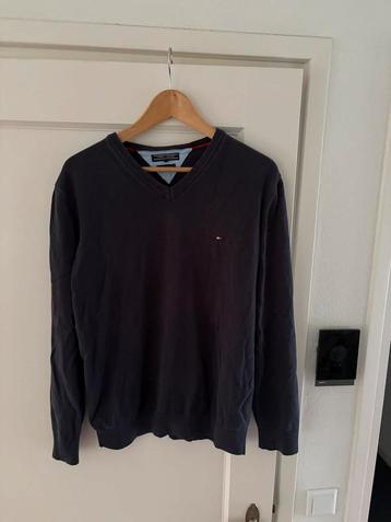 Tommy Hilfiger trui maat L donkerblauw beschikbaar voor biedingen