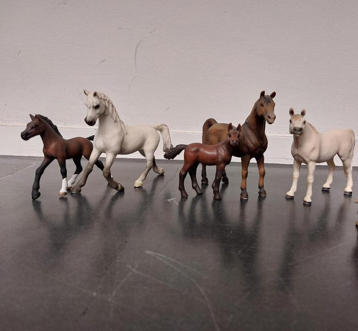 Schleich - Diverse Paarden, Verzamelen, Dierenverzamelingen, Zo goed als nieuw, Beeldje of Figuurtje, Paard, Ophalen of Verzenden