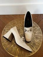 Gucci horsebit pump 38 origineel, Ophalen of Verzenden, Zo goed als nieuw, Wit