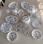 Schitterend Huttensteinach servies met Zwiebelmuster motief, Ophalen of Verzenden