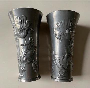 Twee unieke Art deco vazen/kandelaars Kayserzinn (tin) beschikbaar voor biedingen