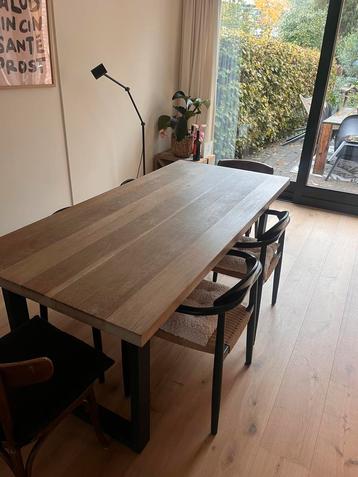 Eiken eettafel 90x190 met U-poten beschikbaar voor biedingen