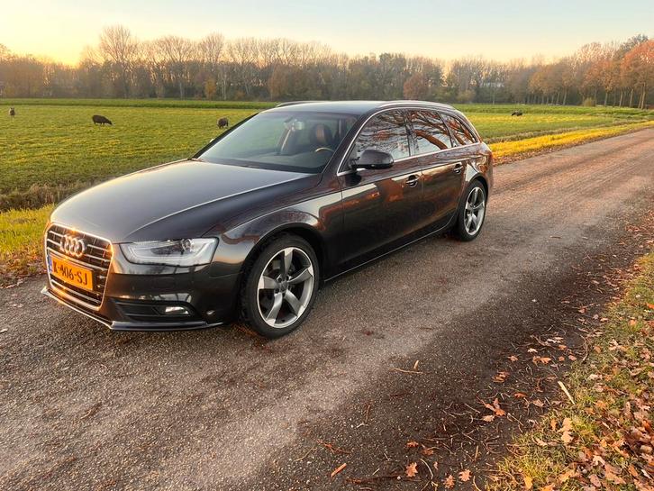 Audi A4 Avant Pro Line 2012 nwe motor (64.000km mee gereden), Auto's, Audi, Particulier, A4, ABS, Adaptieve lichten, Airbags, Airconditioning