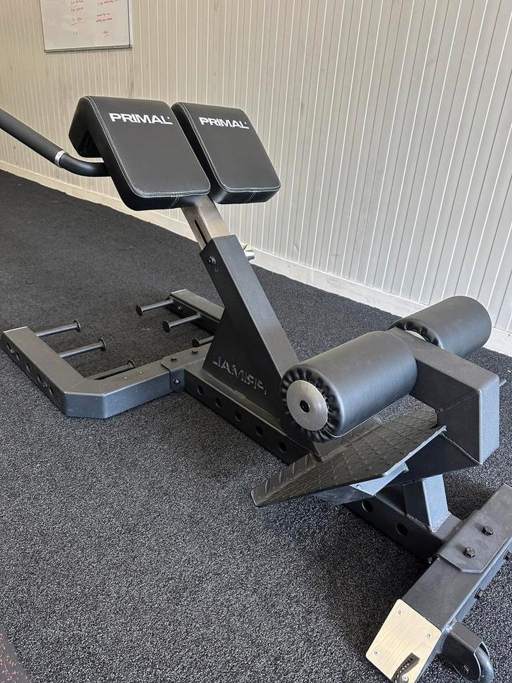 Primal Strength Hyperextension | Nieuwstaat |, Sport en Fitness, Fitnessmaterialen, Zo goed als nieuw, Fitnessbank, Benen, Buik