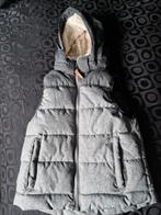 Bodywarmer grijs maat 128 afneembare capuchon, Jongen of Meisje, H&M, Ophalen of Verzenden, Zo goed als nieuw