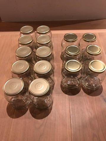 Glazen potjes met deksel - jam trouwen feest wecken inmaken beschikbaar voor biedingen