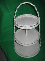 Traktatie mand etagere 3 lagen bedankjes, Ophalen, Zo goed als nieuw