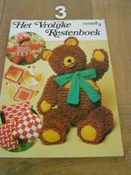 Het Vrolijke restenboek  3suisses, Ophalen of Verzenden, Zo goed als nieuw, Breien of Haken, Patroon of Boek