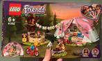 Lego Friends 41392 Glamping in de natuur, Ophalen of Verzenden, Zo goed als nieuw, Complete set, Lego