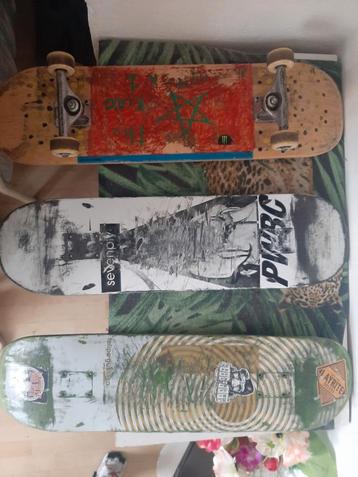 Skateboard Pro Set - 3 Decks, Helm, Wielen beschikbaar voor biedingen