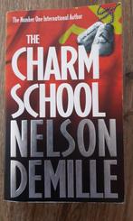 English Book, Charm School, Nelson Demille, Gelezen, Ophalen of Verzenden, Fictie, Nelson Demille