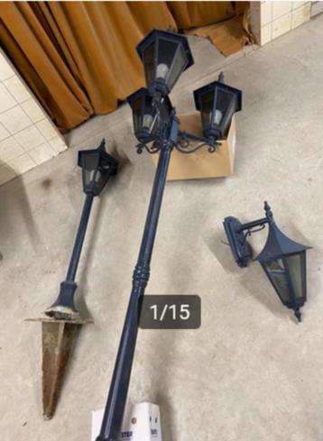 Buitenverlichting, 4 lantarens op 2 palen en 1 wandlamp  beschikbaar voor biedingen