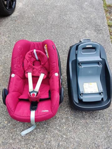 Maxi Cosi Pebble + Family fix, Isofix, 0-13 kilo beschikbaar voor biedingen