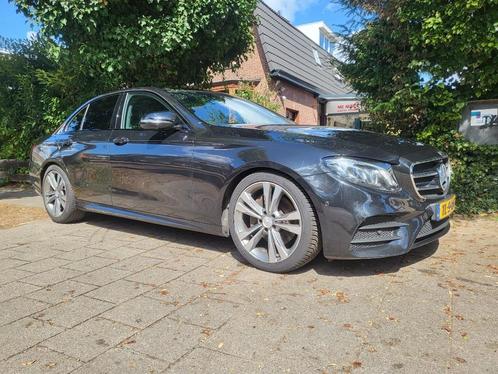 Mercedes-Benz E-Klasse E220 d 194pk 9G-TRONIC 2018 Zwart, Auto's, Mercedes-Benz, Bedrijf, Te koop, E-Klasse, 360° camera, ABS