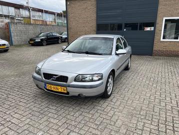 Volvo S60 2.4I Apk 08-2026| 4 Nieuwe banden* beschikbaar voor biedingen