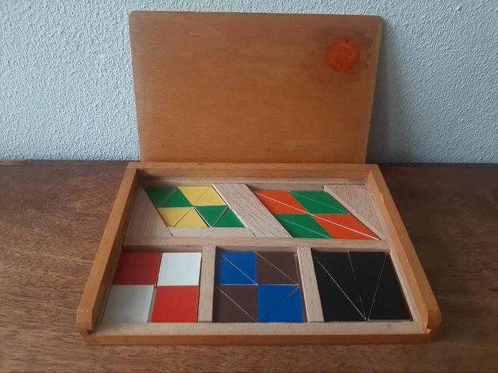 Vintage houten mozaïek kistje leermiddel, Kinderen en Baby's, Speelgoed | Educatief en Creatief, Zo goed als nieuw, Ophalen of Verzenden