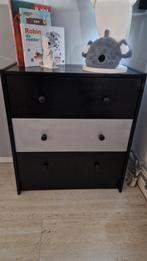 Ruilen tegen een wit/ roze Stuva ikea kastje?, Ophalen, 50 tot 100 cm, Zo goed als nieuw, 3 of 4 laden