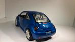 Volkswagen new beetle bleu Bburago 1.18, Hobby en Vrije tijd, Modelauto's | 1:18, Ophalen of Verzenden, Bburago, A, A