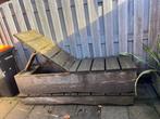 Houten ligbedden inclusief ligkussens, Ophalen, Gebruikt, Hout