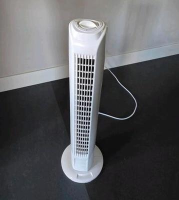 Torenventilater 3 standen beschikbaar voor biedingen
